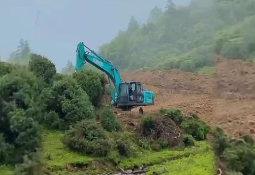 ढोरपाटन सडक सञ्जालमा जोडियो